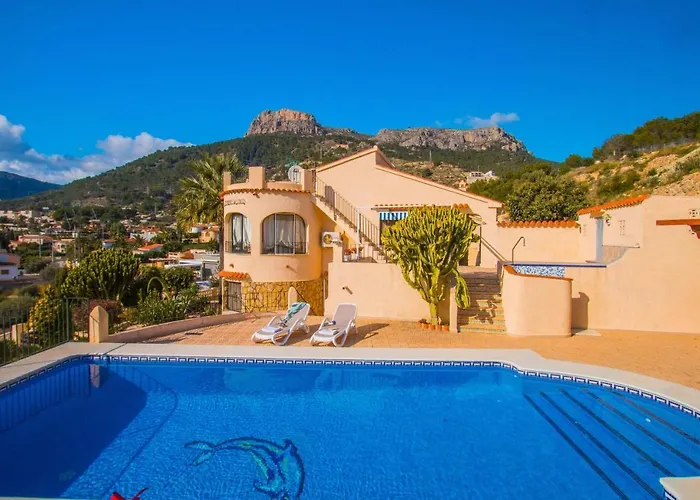 Markus - Plusholidays Villa Calp